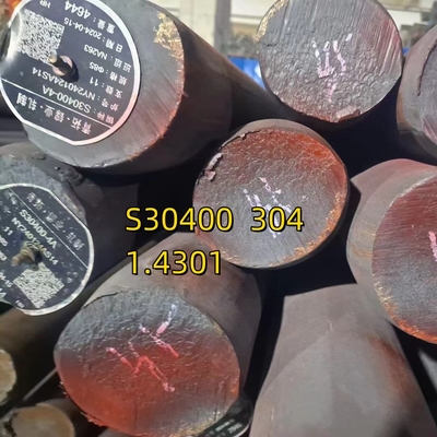 4-6m দৈর্ঘ্য ASTM A276 TP304 1.4301 কালো পৃষ্ঠ সহ স্টেইনলেস স্টীল বৃত্তাকার বার