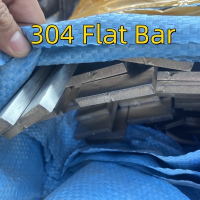 ASTM A276 TP304 স্টেইনলেস স্টীল ফ্ল্যাট বার SS304 ফ্ল্যাট বার 65*10*6000MM চুলের পৃষ্ঠ