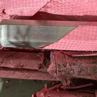 এসএস স্কয়ার বার 316L DIN 1.4404 গ্রেড ইনক্স স্টেইনলেস স্টীল স্কয়ার বার 10 * 10 * 4000 মিমি